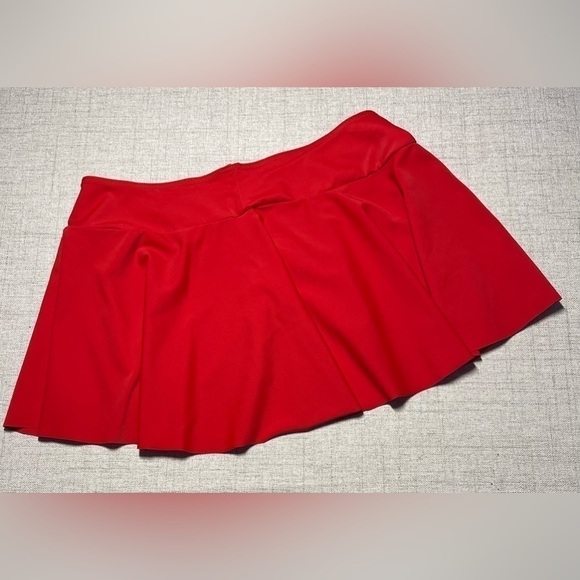 Dance, Costume, Theater, & Ballet RED full circle skirt, THEATRICALS. Size M/L - Picture 3 of 4